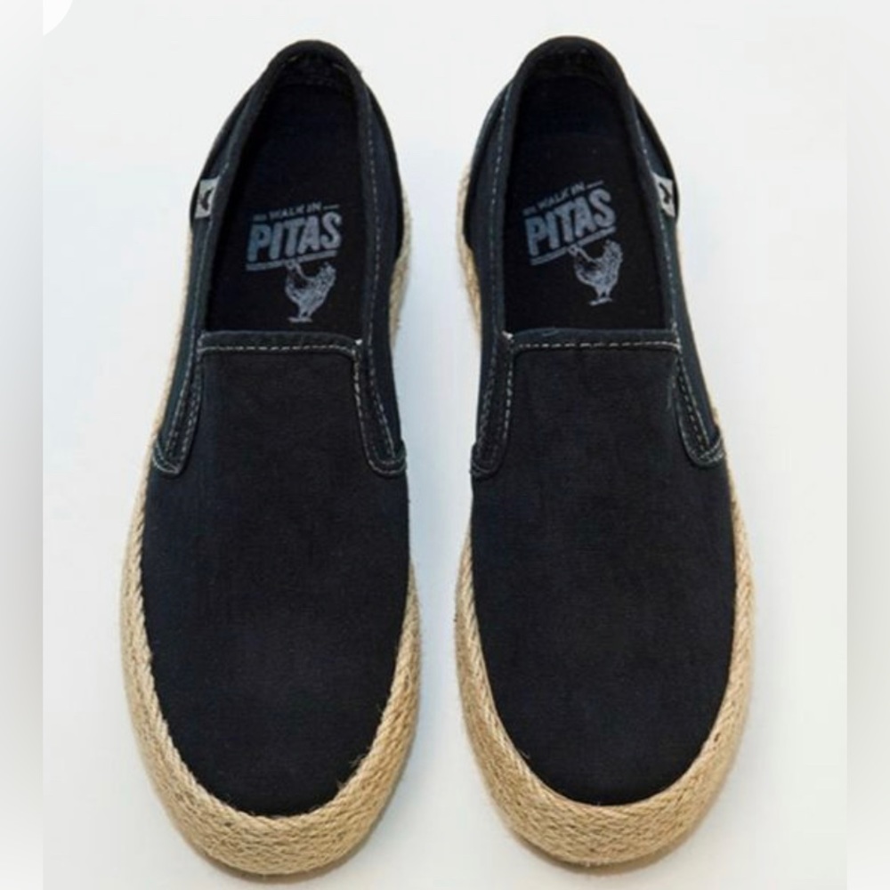 Walk in pitas black espadrilles